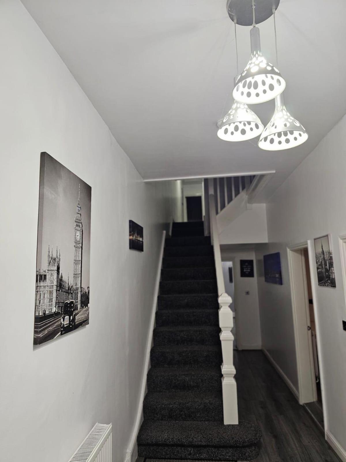 Melior Grandiose Apartment Liverpool Bagian luar foto