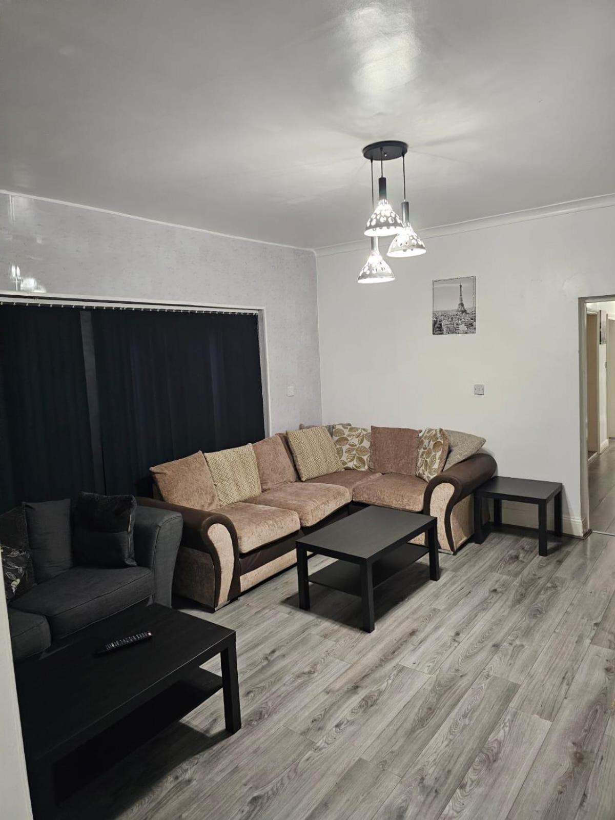 Melior Grandiose Apartment Liverpool Bagian luar foto